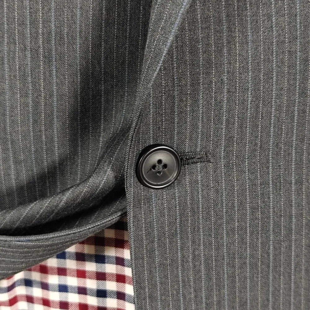 Brooks Brothers 346 Men's Sport Coat Blazer Two Button Gray Pinstriped‎ Wool 40R